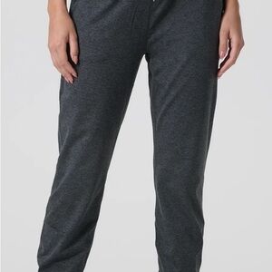 VUORI Performance Jogger, Small, Regular Length, Charcoal Heather (Grey)